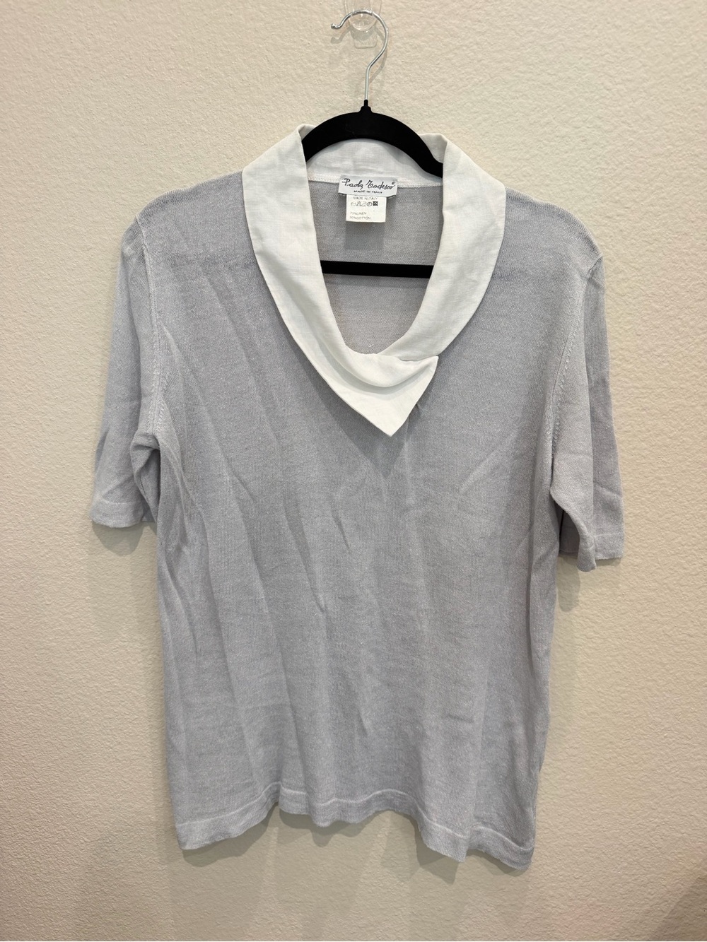 Paola Rodesco dusty blue Short-Sleeve Top with White Draped Collar